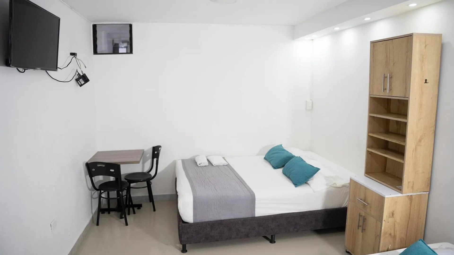 Hotel Laureles De Aburra Medellin 0*,