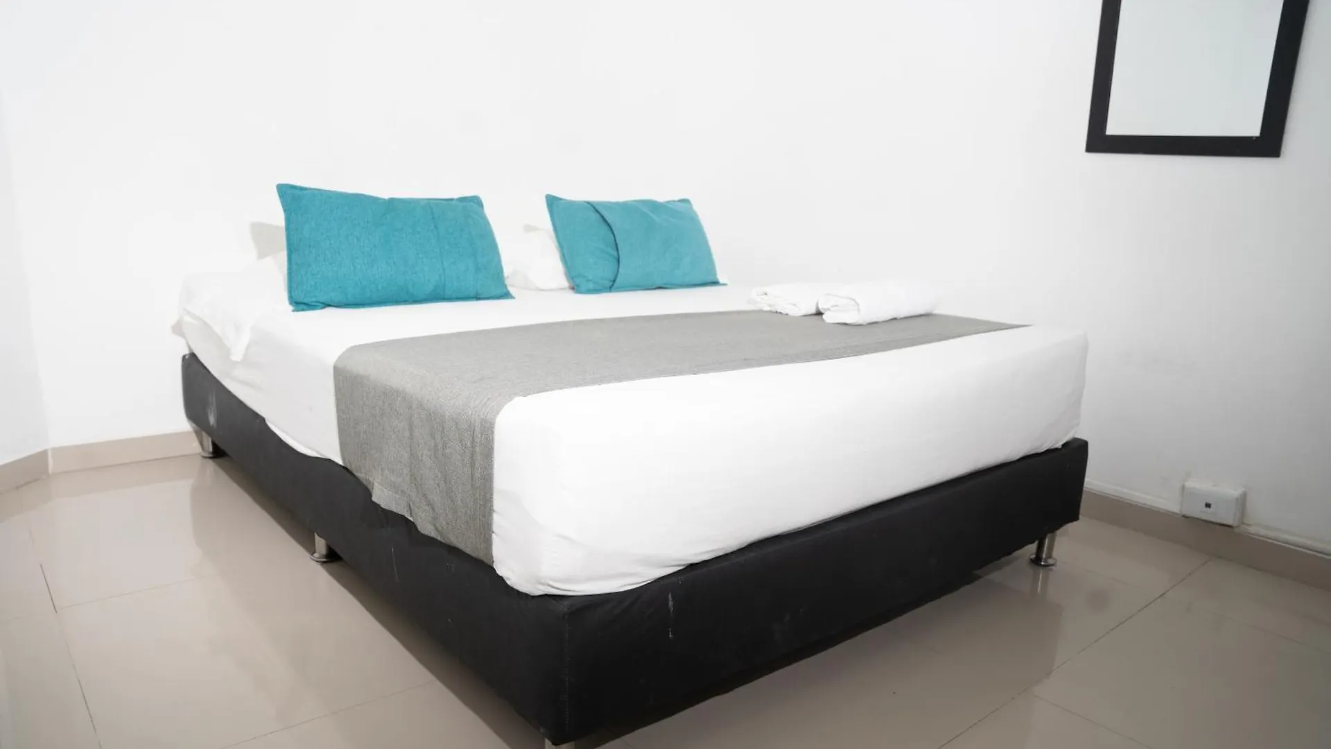 Hotel Laureles De Aburra Medellin 0*,